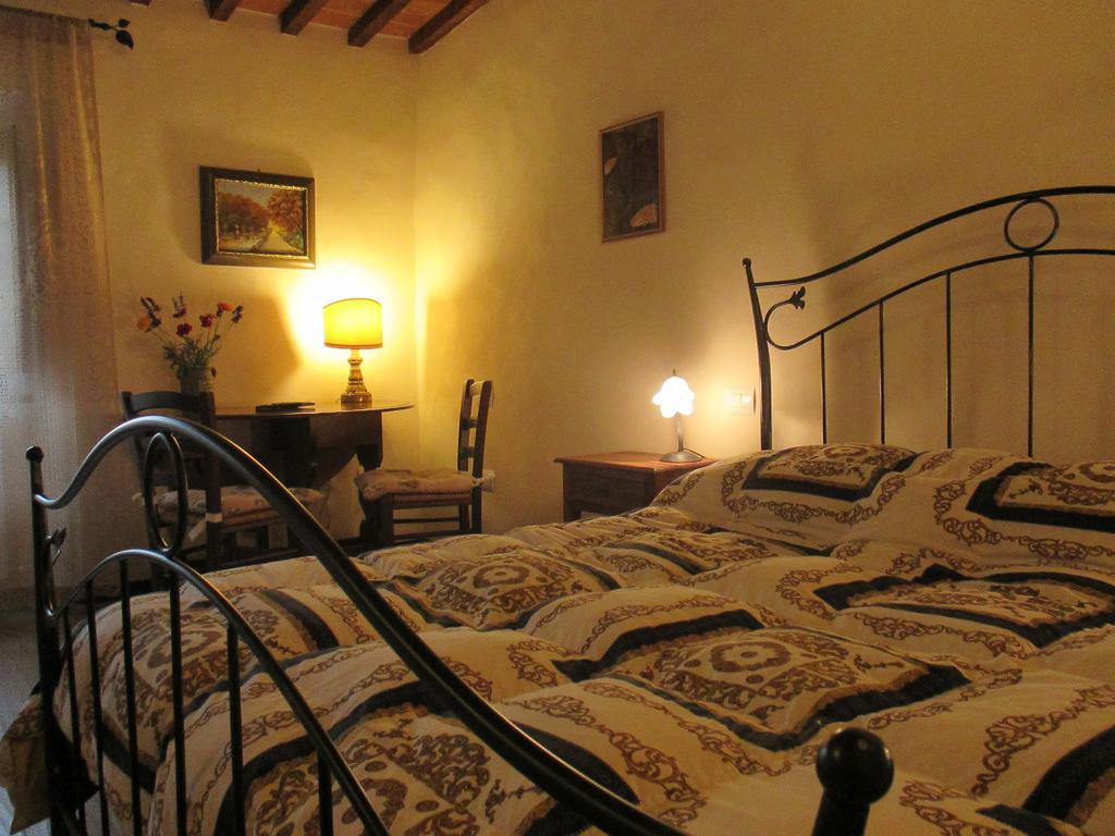 Podere Pian Dei Gelsi โวลแตร์รา ภายนอก รูปภาพ
